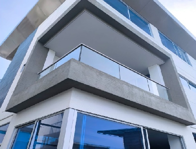 Cod: 21 CASA PARA ESTRENAR EN ALTOS DE LA CAROLINA Área de vivienda 263,98 MTS2