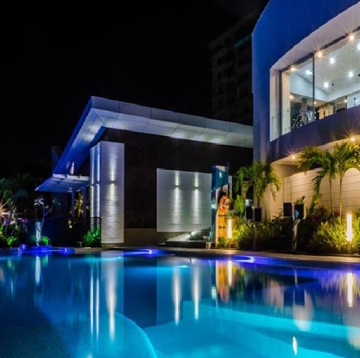 Cod: 21 CASA PARA ESTRENAR EN ALTOS DE LA CAROLINA Área de vivienda 263,98 MTS2