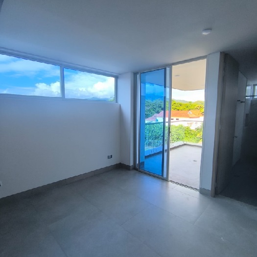 Cod: 21 CASA PARA ESTRENAR EN ALTOS DE LA CAROLINA Área de vivienda 263,98 MTS2