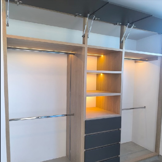 Cod: 21 CASA PARA ESTRENAR EN ALTOS DE LA CAROLINA Área de vivienda 263,98 MTS2